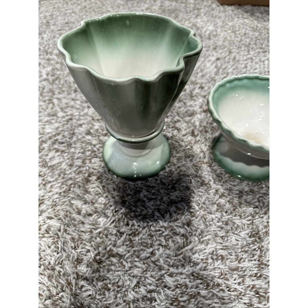 Regal Pottery One Is 6"‎ One Is 4